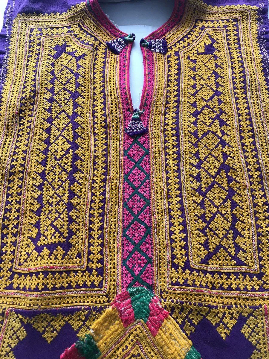 1103 SOLD Vintage Sindh Tunic Fragment with Superb Embroidery