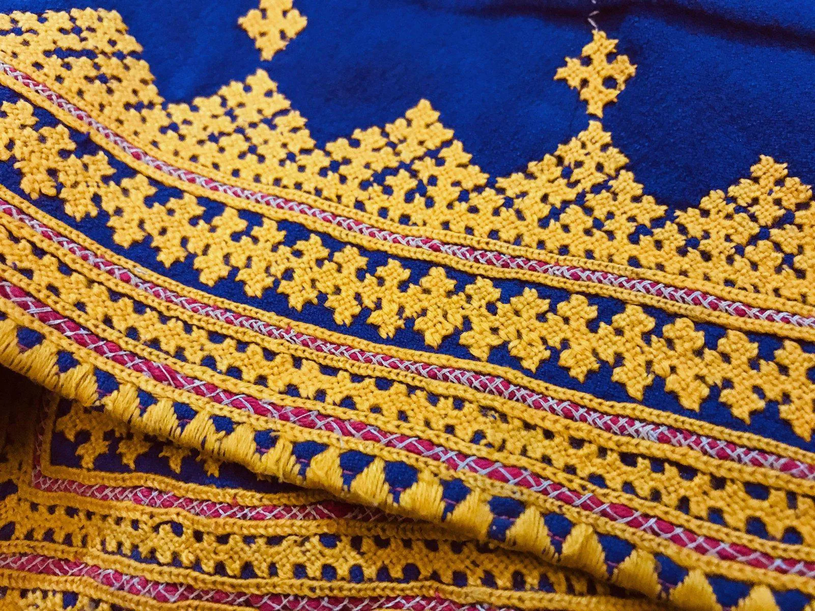 1103 SOLD Vintage Sindh Tunic Fragment with Superb Embroidery