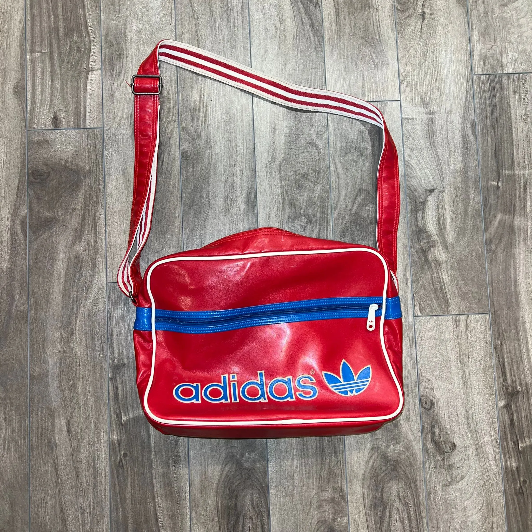 Adidas Unisex Sport Gym Messenger Bag Dark Red Cross Body Shoulder Vintage