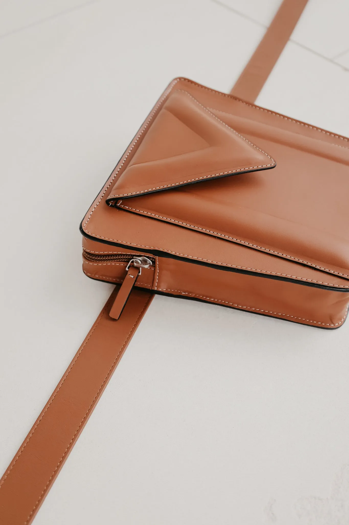 Belt Bag: Belt XL Light Cognac   Trapezium M Stitched Tricolor Cognac