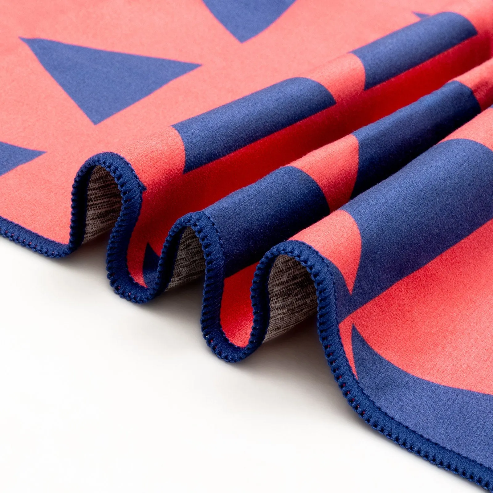 Bundle - Blue/Red Gym Towel & Pouch