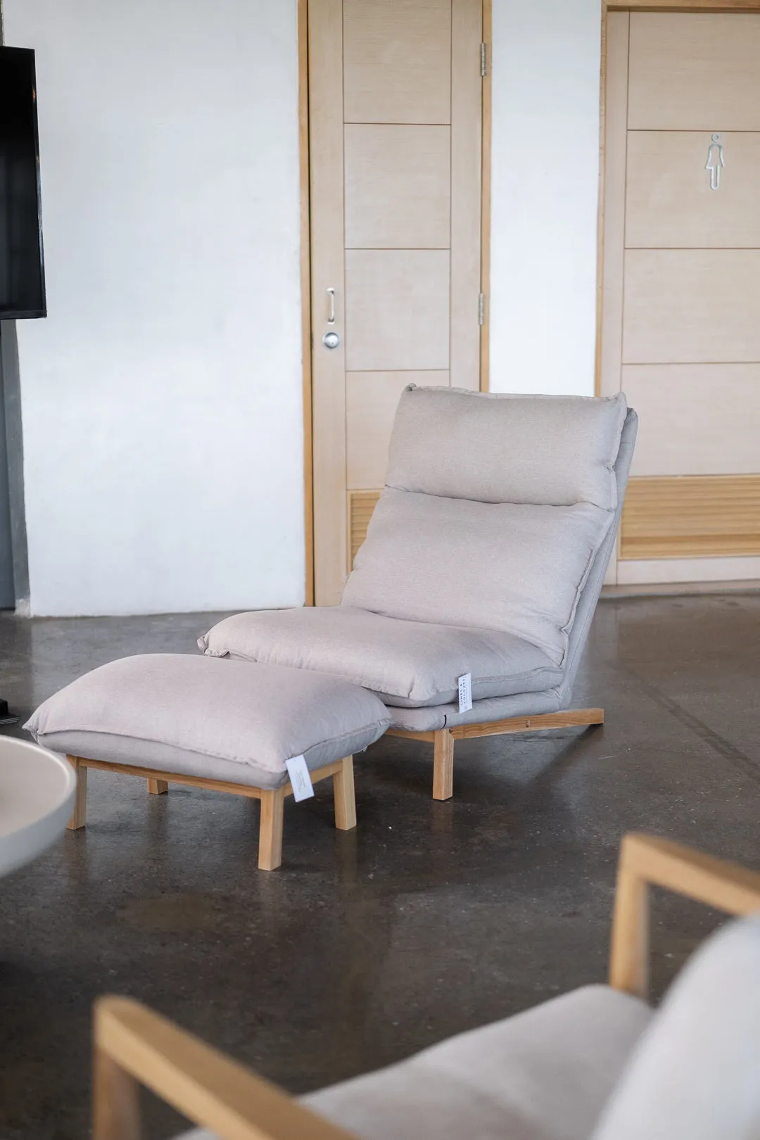 Cecchi Recliner with Ottoman