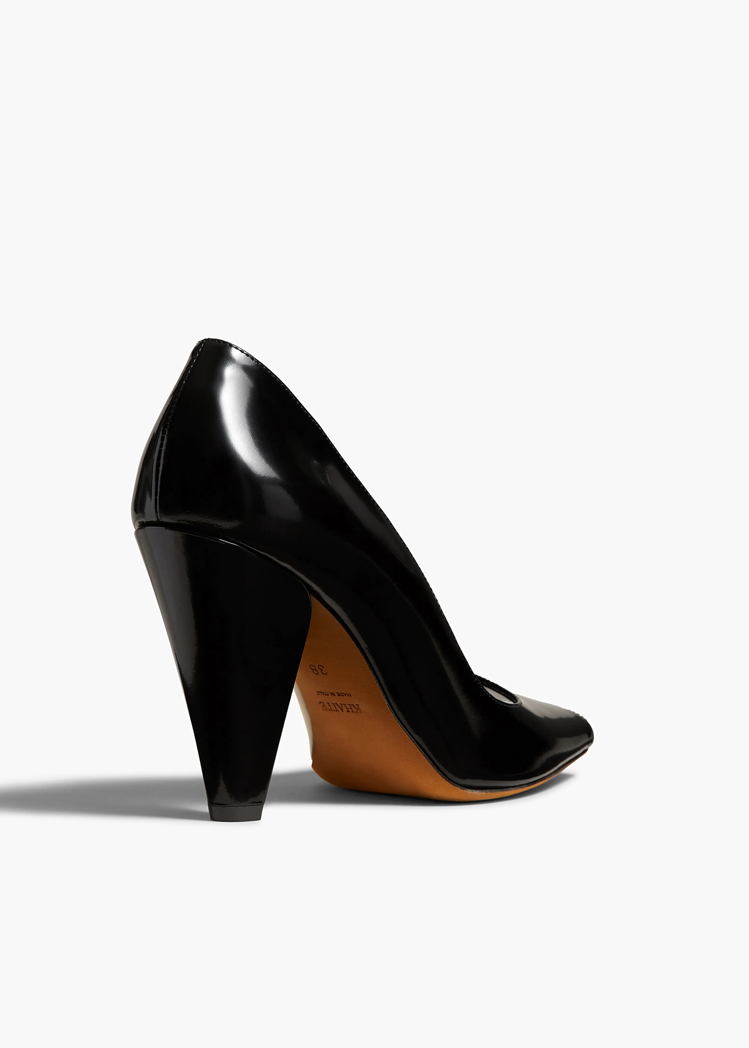 Cedar Pump in Black Brushed Leather