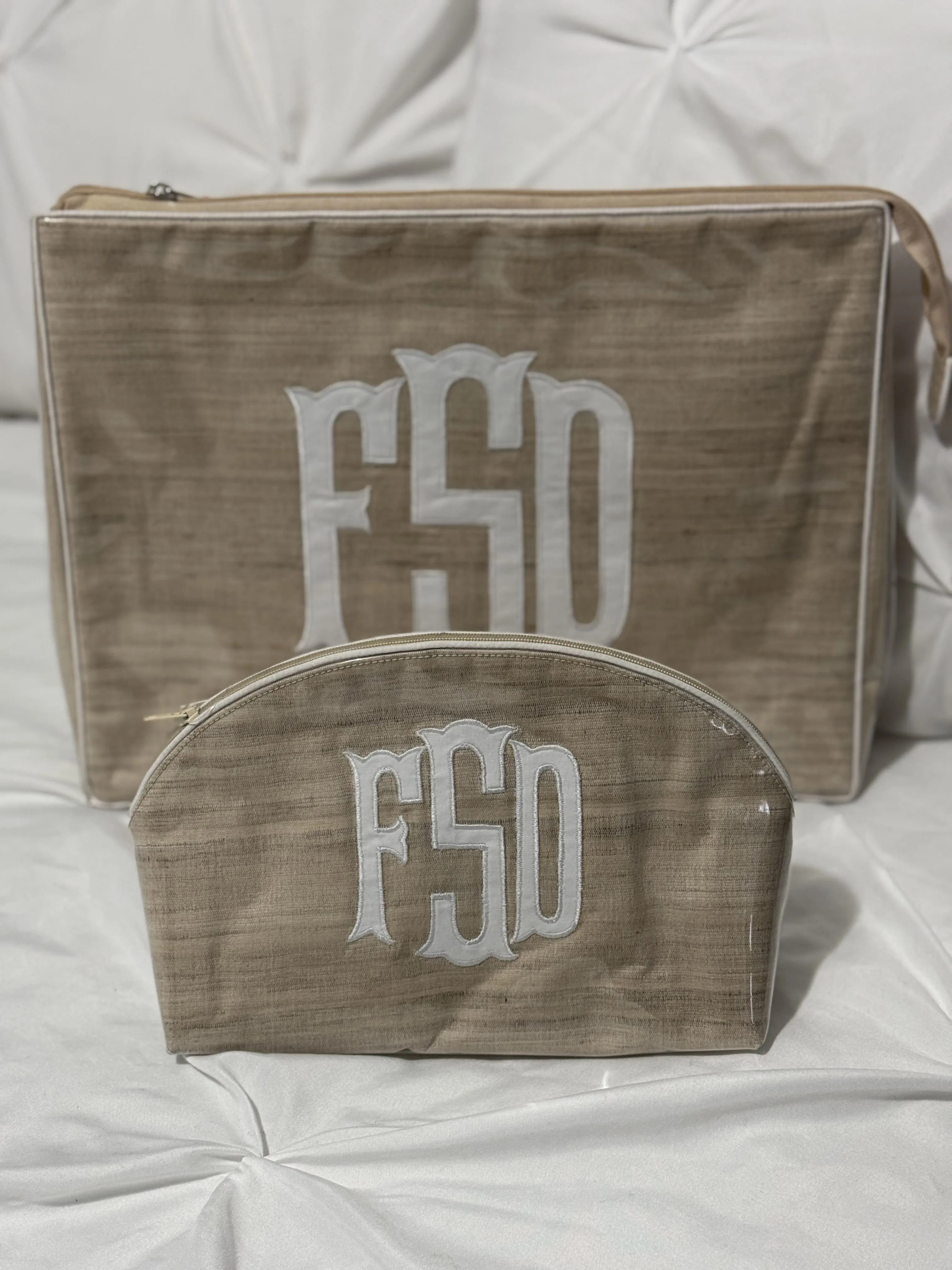 Curved Lined Cosmetic Case