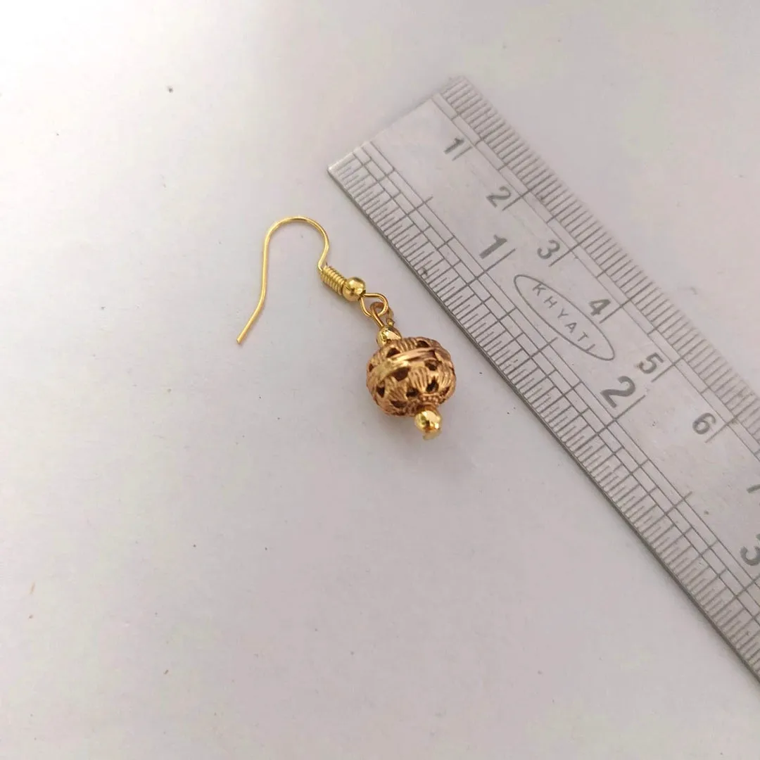 Golden Glow: Red Square Beads Necklace