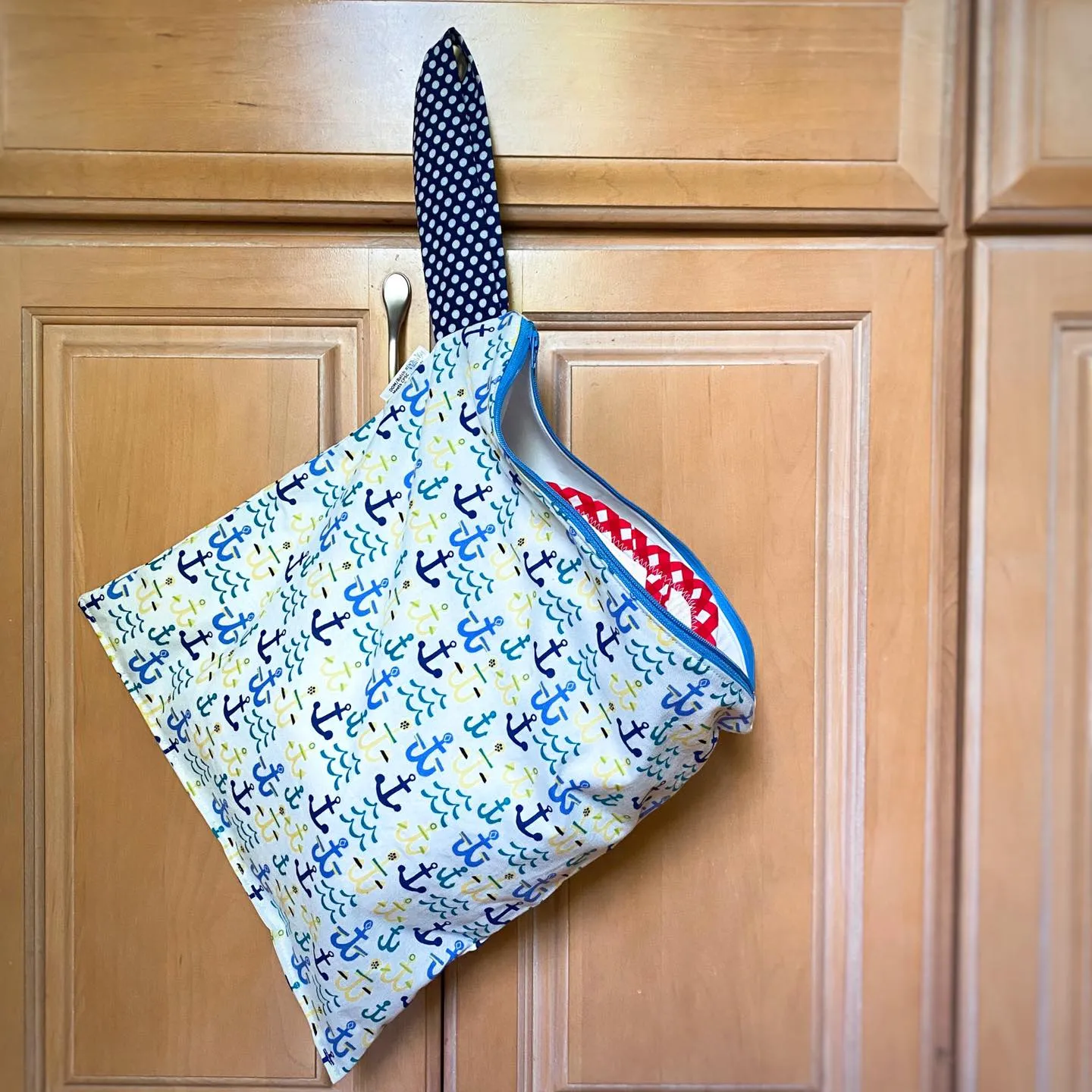 Large Wet Bag with Handle Sharks Mini
