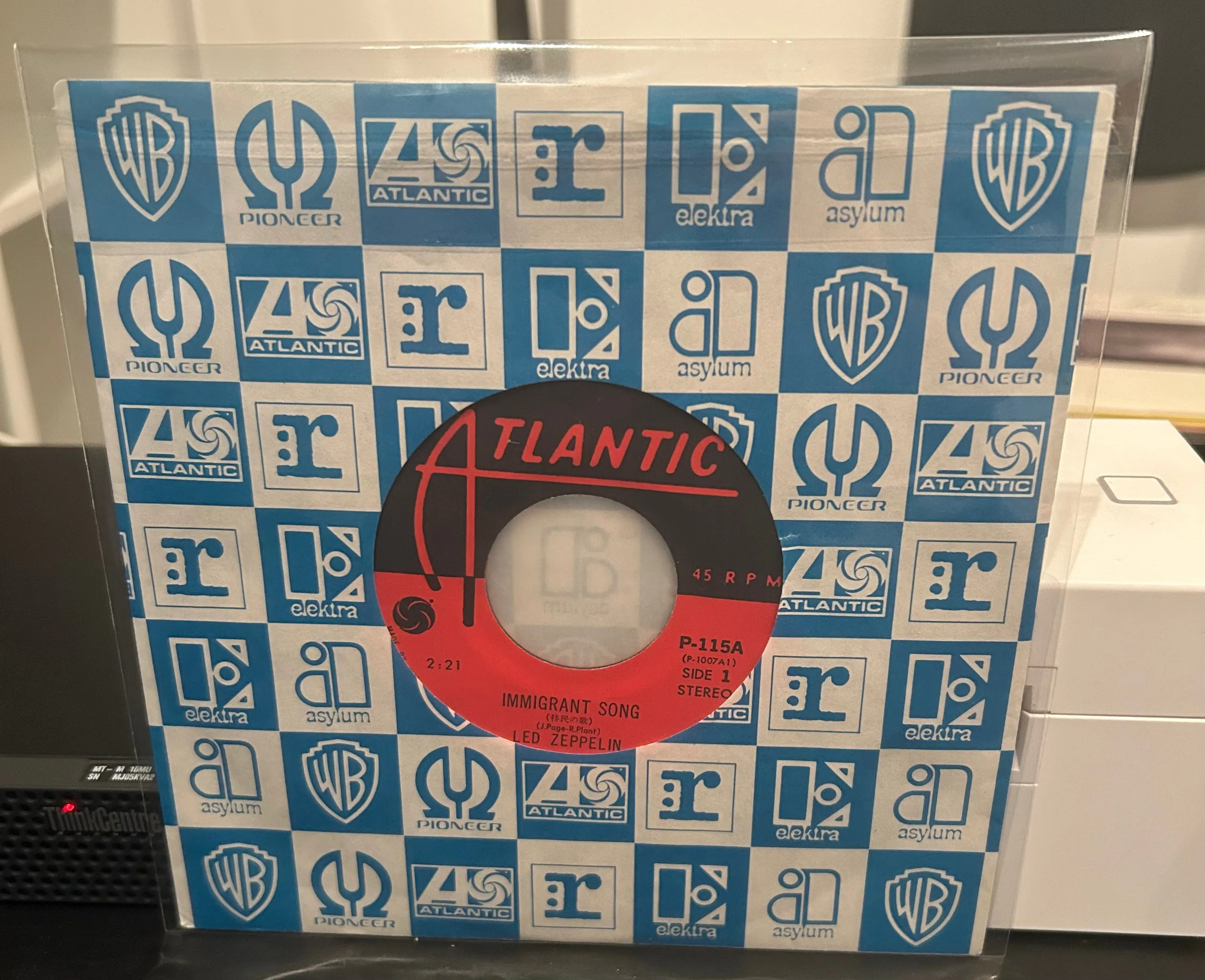 LED ZEPPELIN = IMMIGRANT SONG (7 IN.) (JAPAN 1976) (USED)