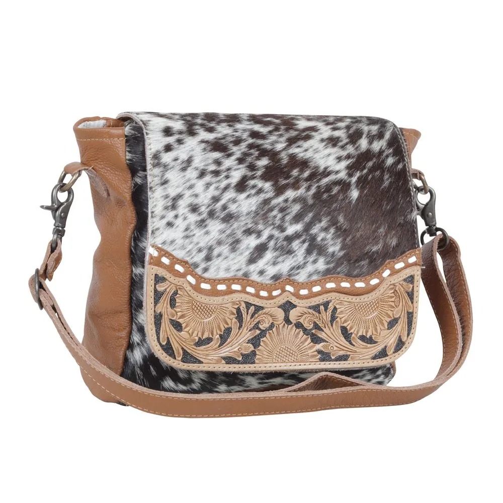 Magnifique Concealed Carry Crossbody