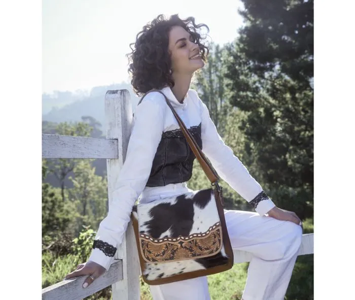 Magnifique Concealed Carry Crossbody