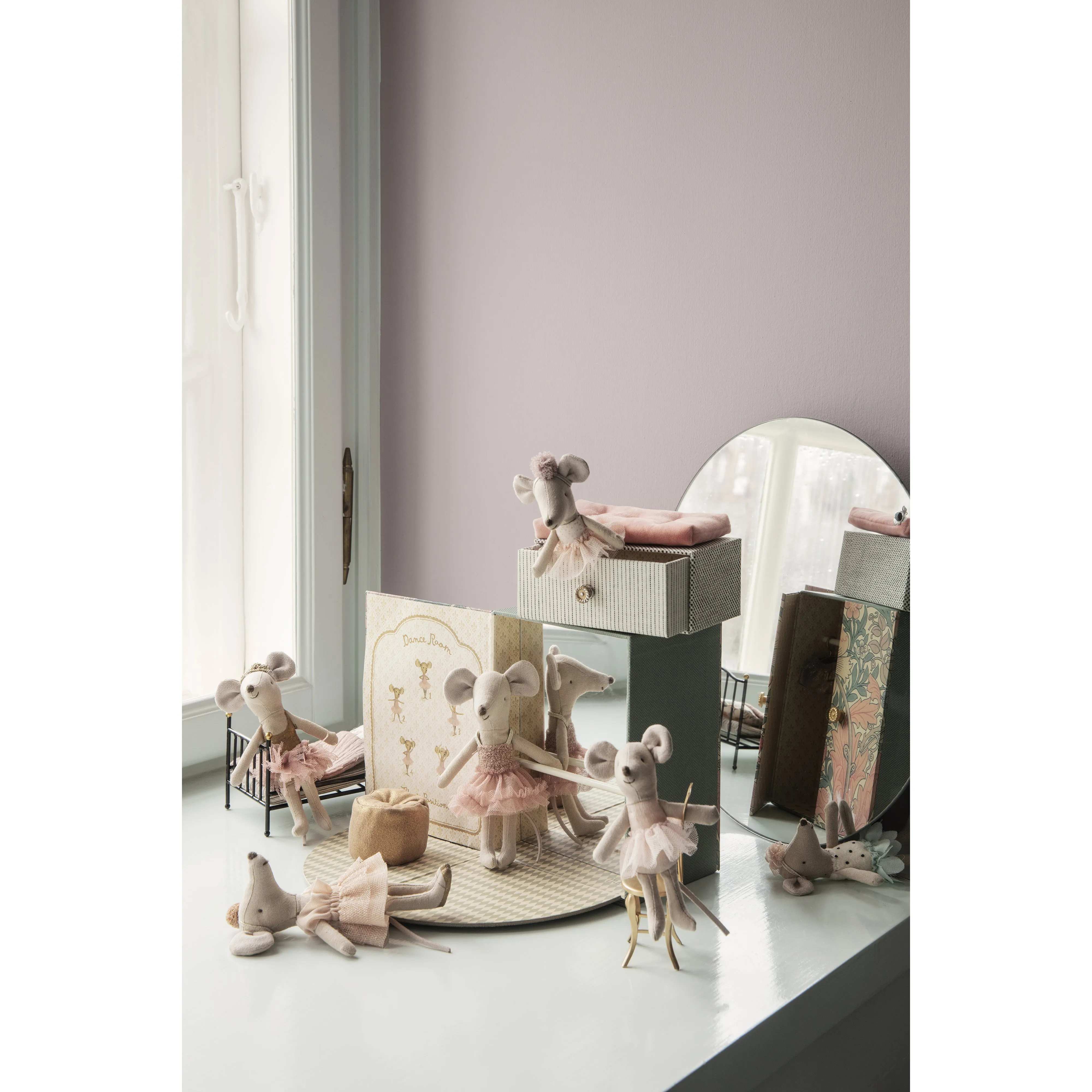 Maileg Little Miss Mouse in Suitcase Little Sister