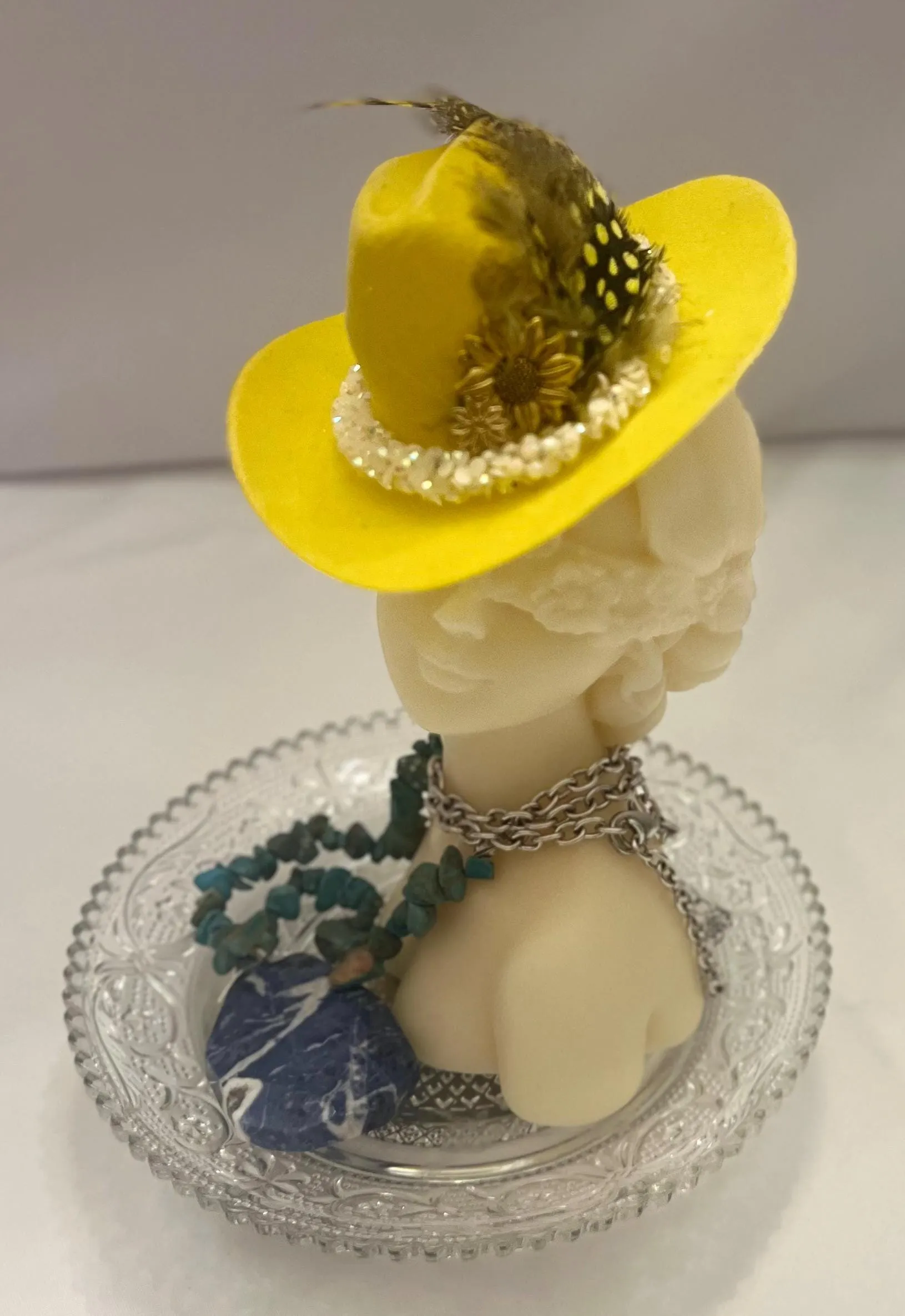 Meaningful Lady - Sunflower Glam - Mission Journey Based Sculptural Candle - Curated Bundle Set