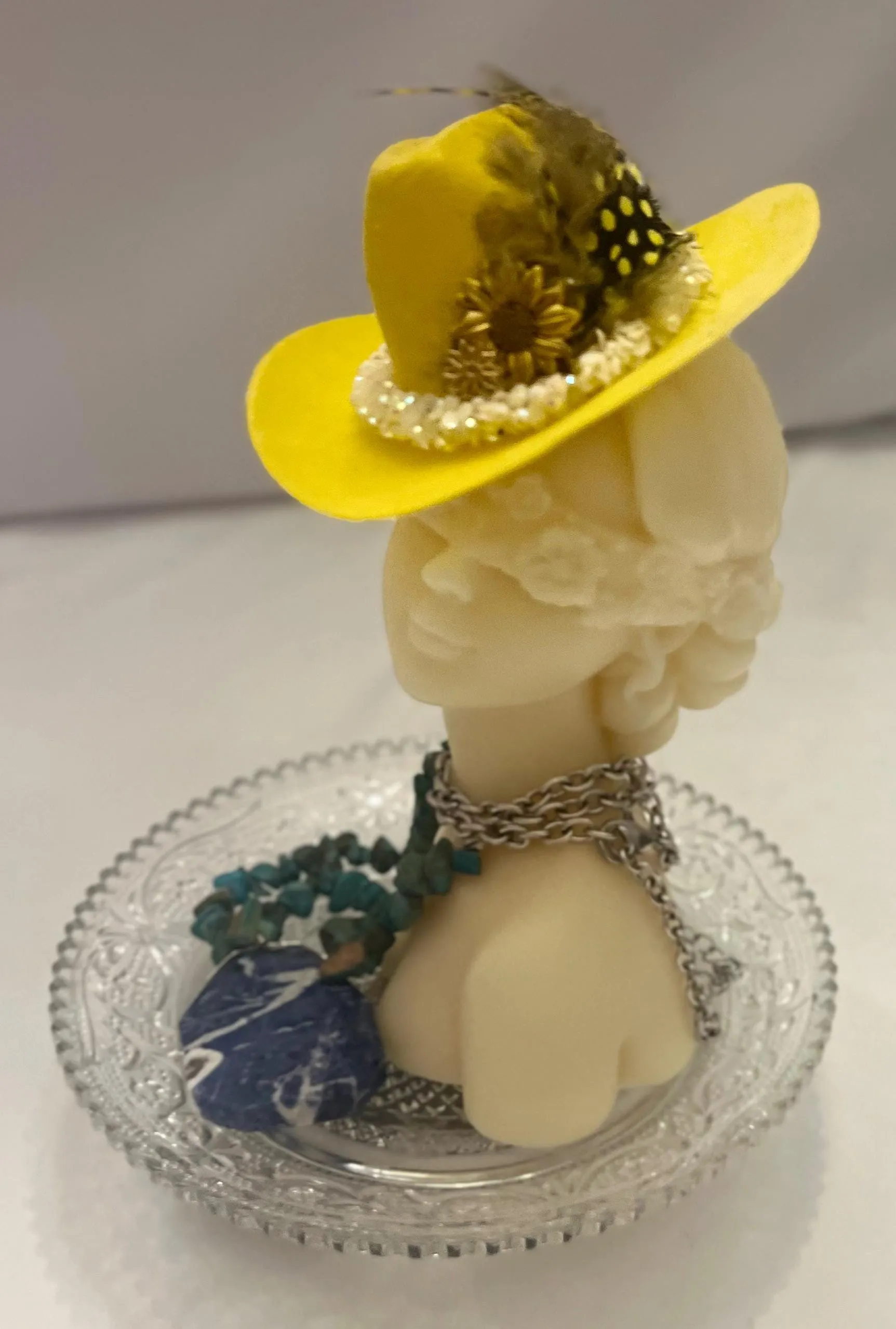 Meaningful Lady - Sunflower Glam - Mission Journey Based Sculptural Candle - Curated Bundle Set