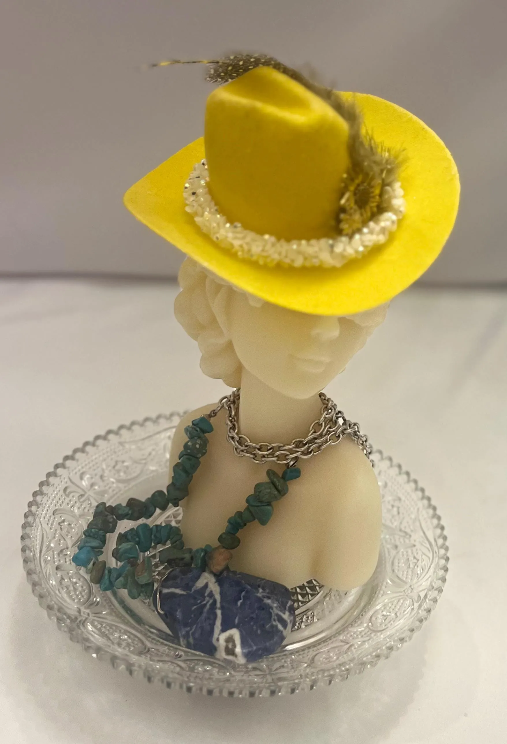 Meaningful Lady - Sunflower Glam - Mission Journey Based Sculptural Candle - Curated Bundle Set