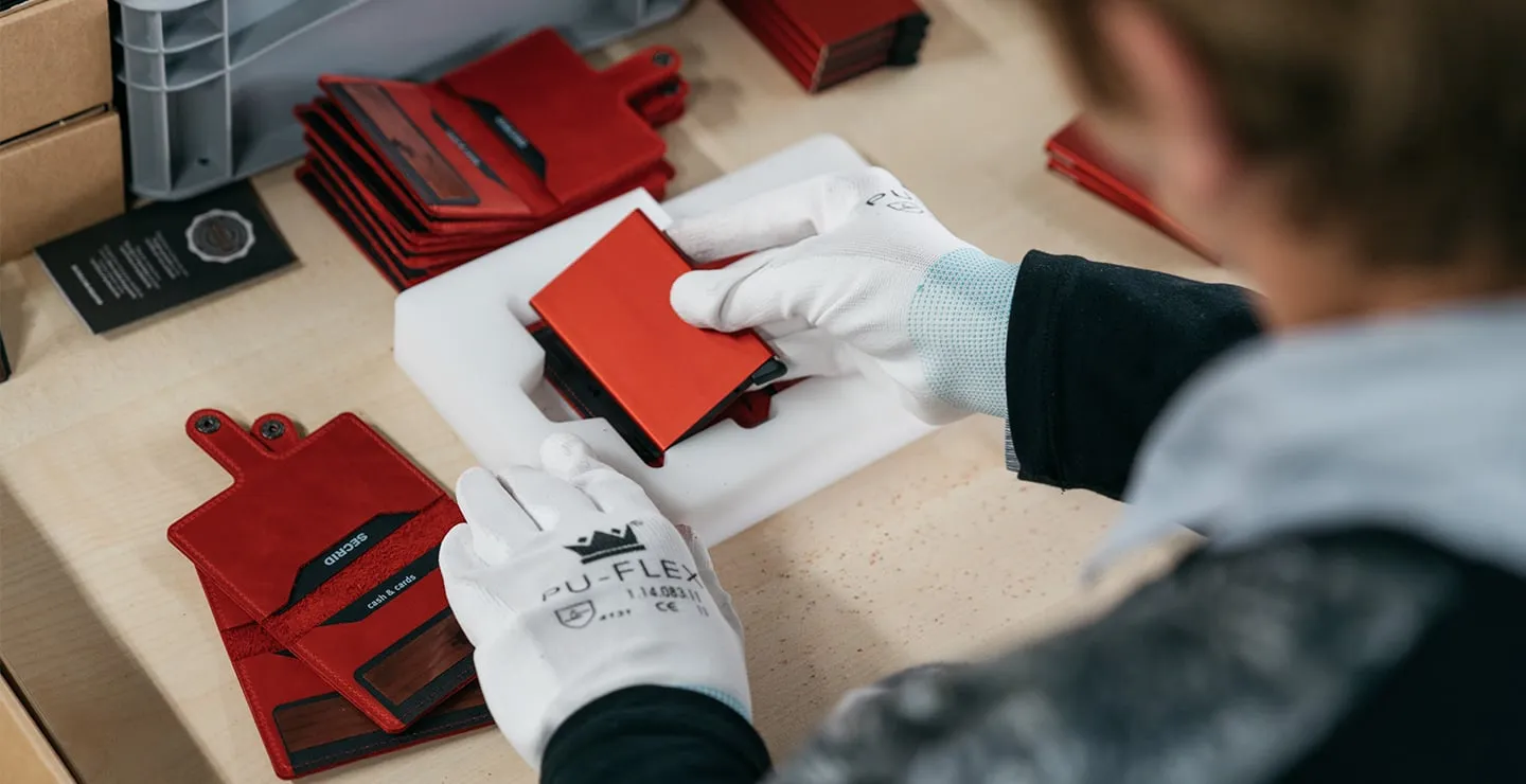 Miniwallet | Crisple Leather | by Secrid Wallets