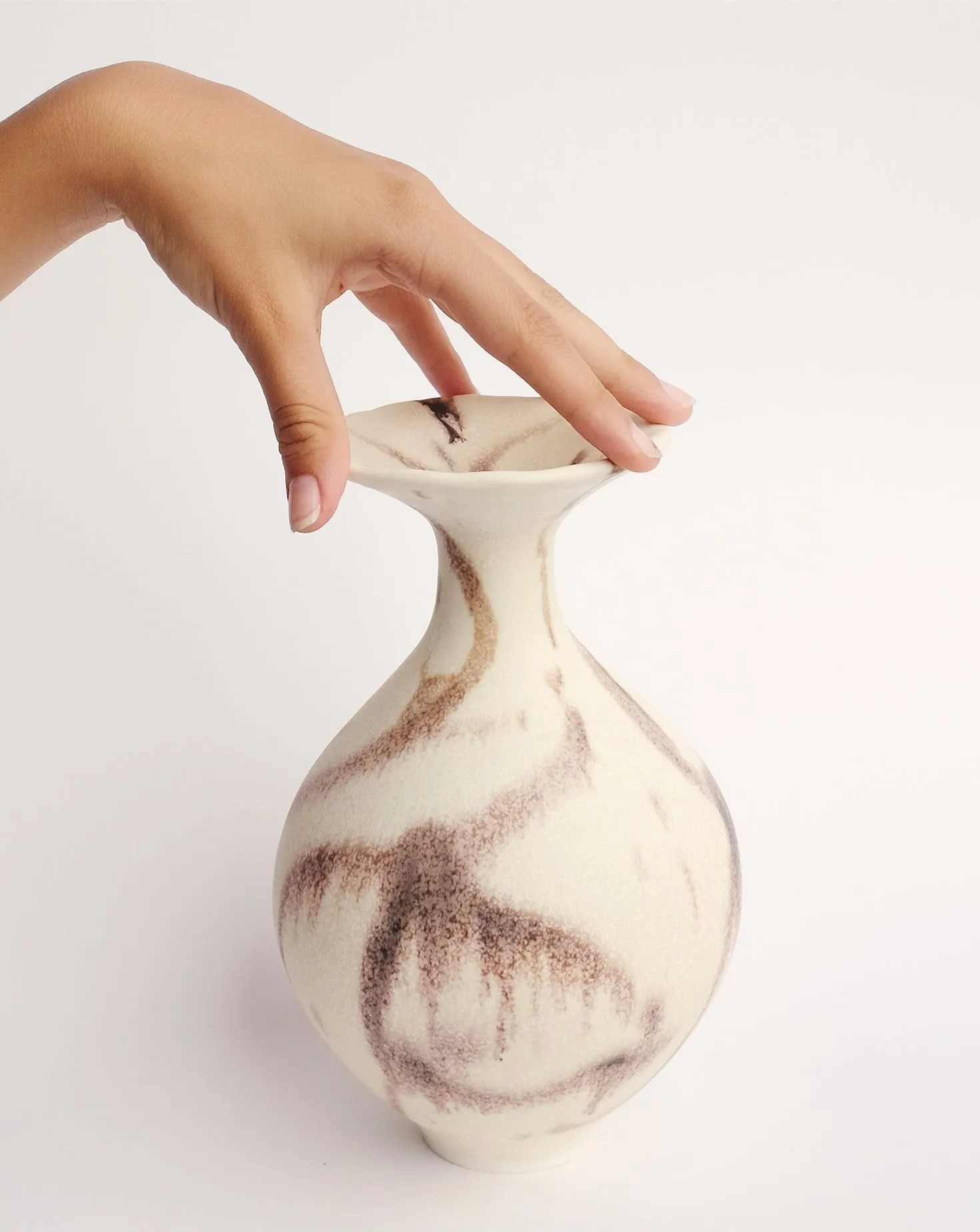 Oroboro Round Vase