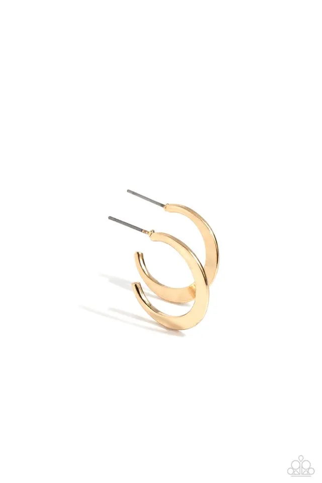 Paparazzi Earring ~ Royal Runway - Gold