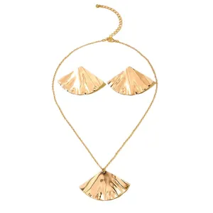 Seashell Chic Jewelry Set for Beach Getaways