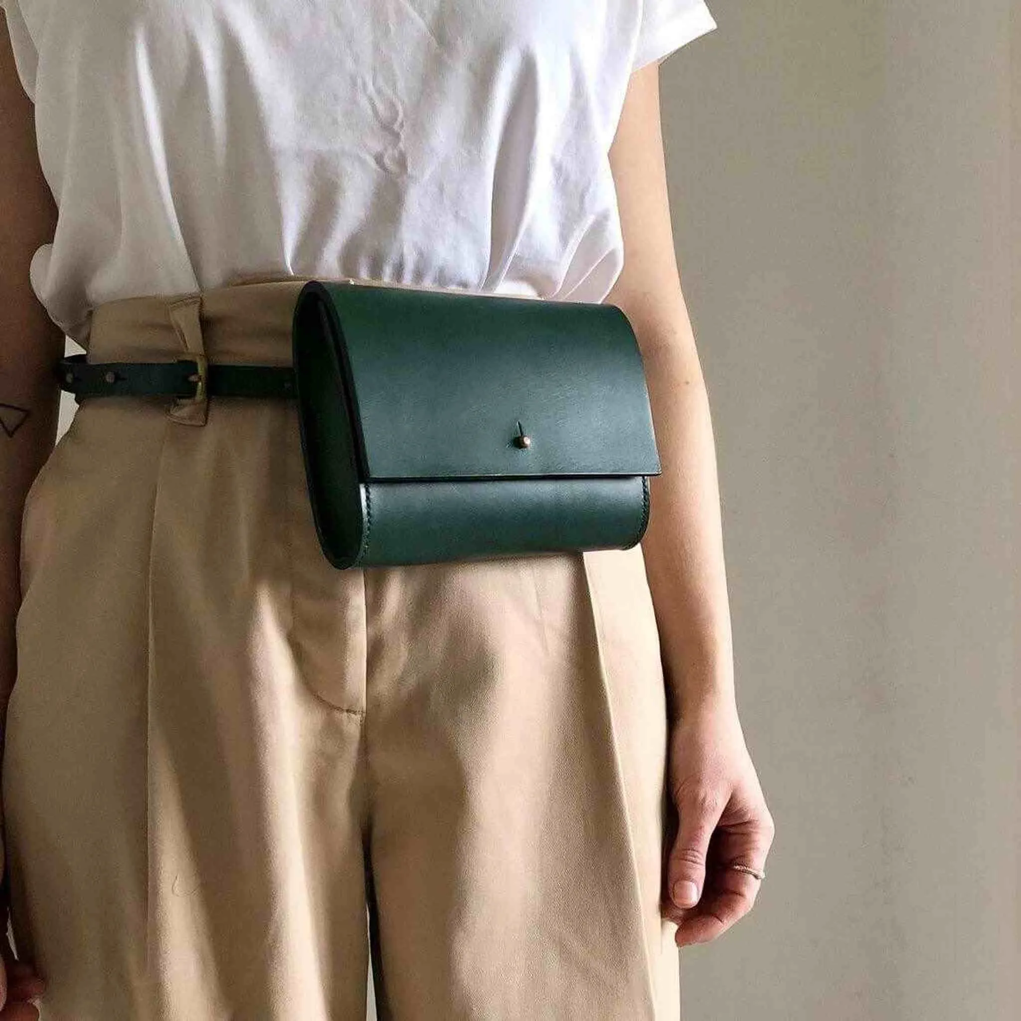 Sedna Green Leather Belt Bag