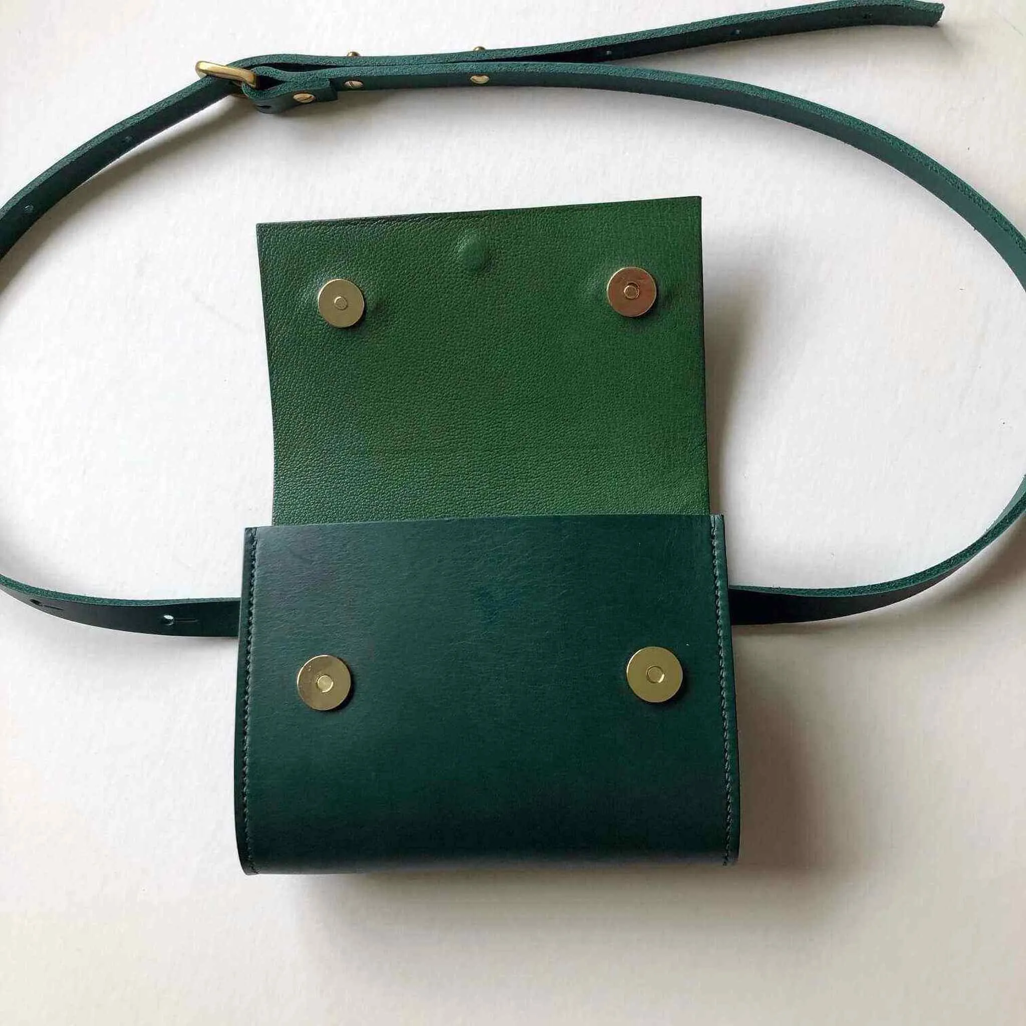 Sedna Green Leather Belt Bag