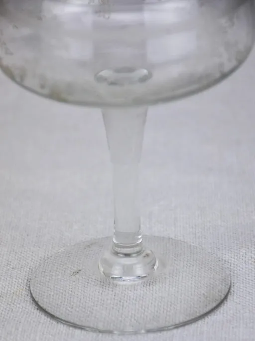 Set of 10 Napoleon III champagne cups with pretty engravings
