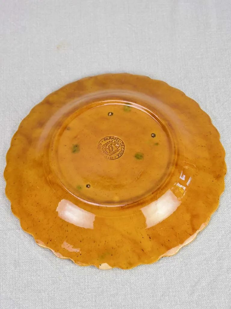 Six pretty plates with ocher glaze - Ravel de croix Aubagne 1960 9½"