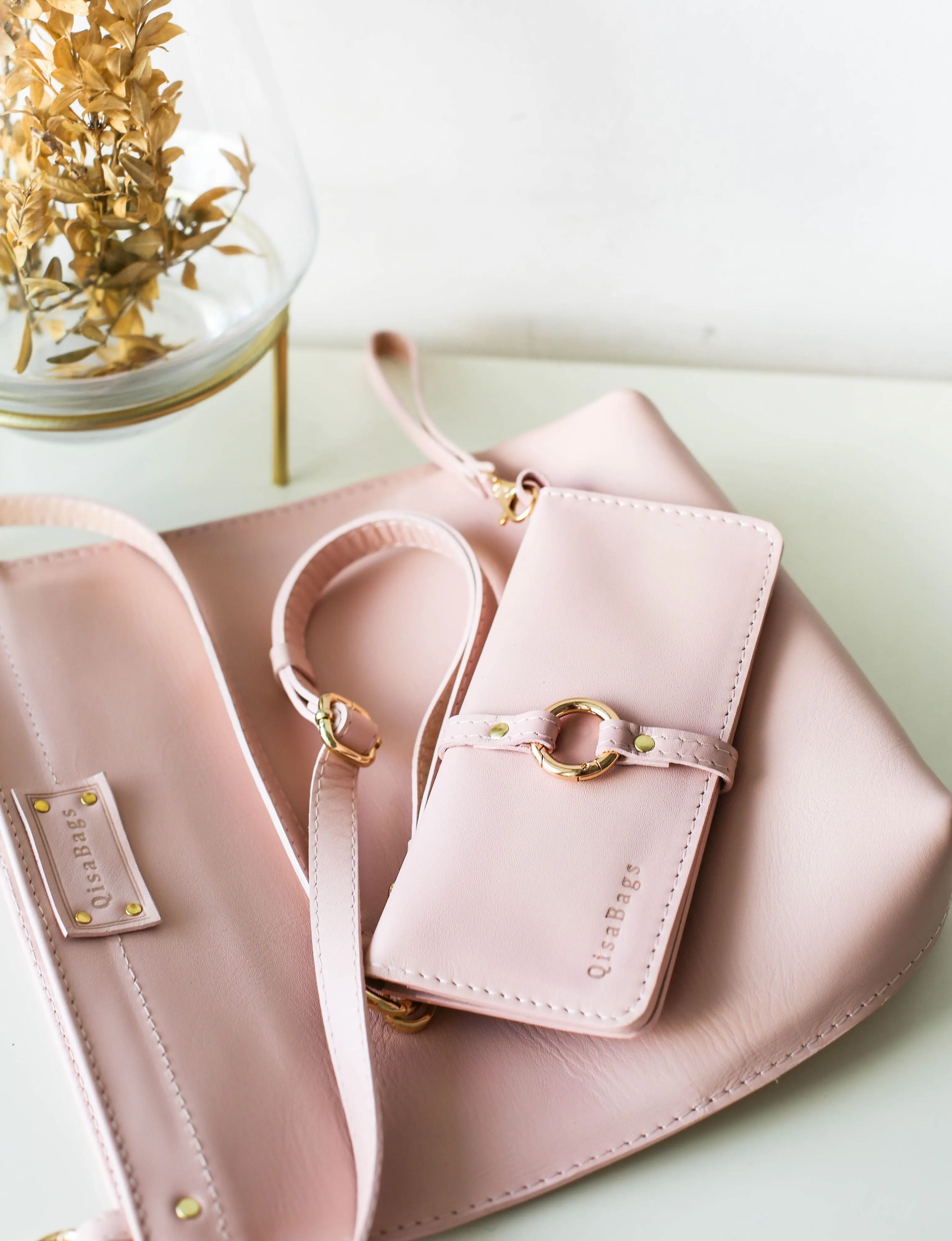Women's Bifold Pink Leather Wallet - N01 - Ring Closure