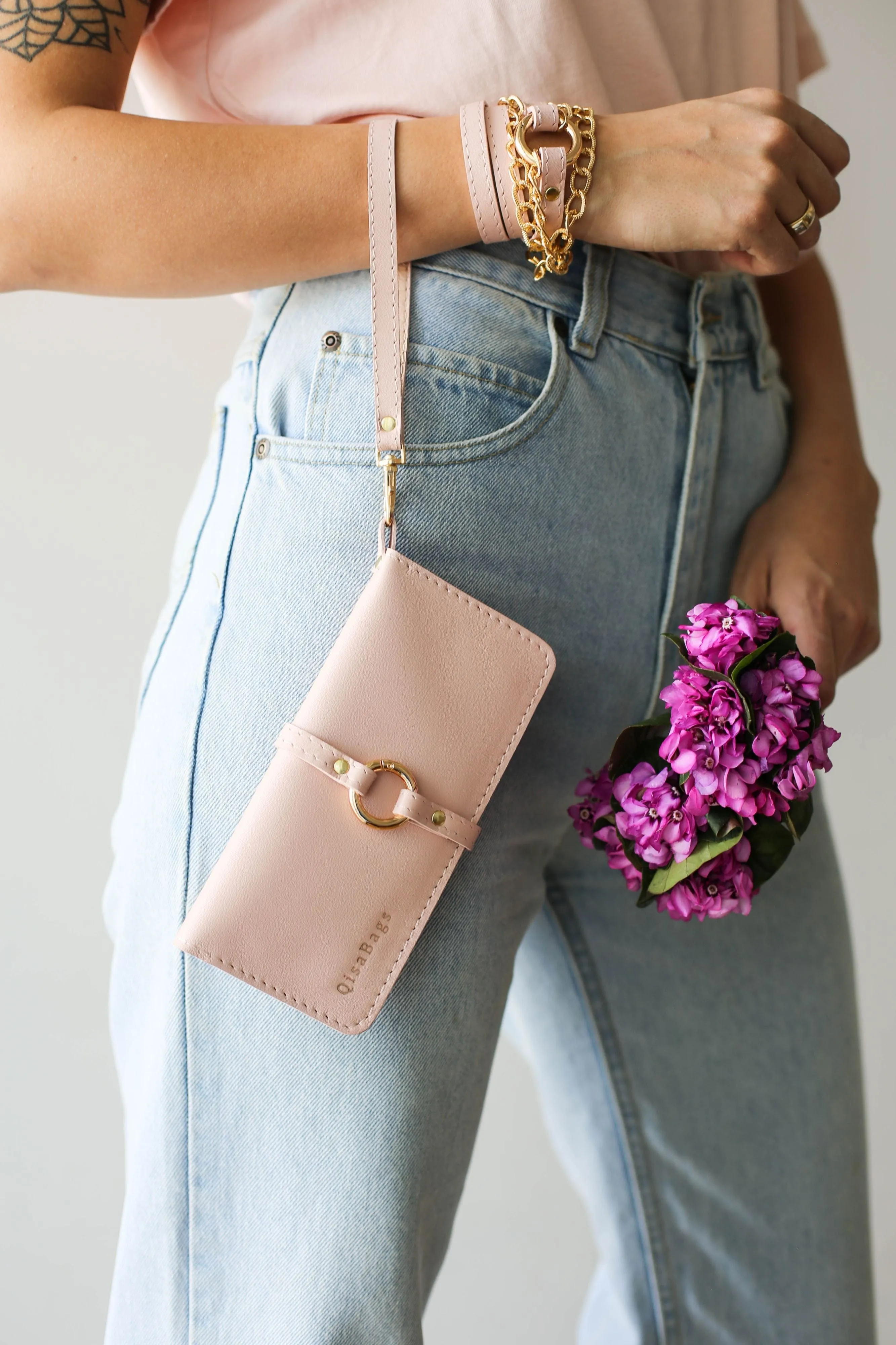 Women's Bifold Pink Leather Wallet - N01 - Ring Closure